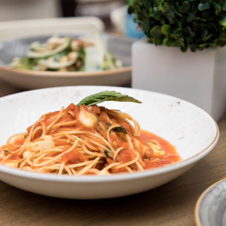 Spaghetti Pomodoro y Mozzarella