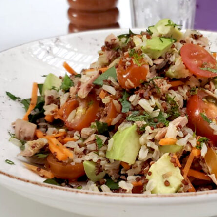 Bowl de Quinua Orgánica Arroz y Atún