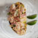 Tostada de Aguacate Camarones y Mayonesa Picante